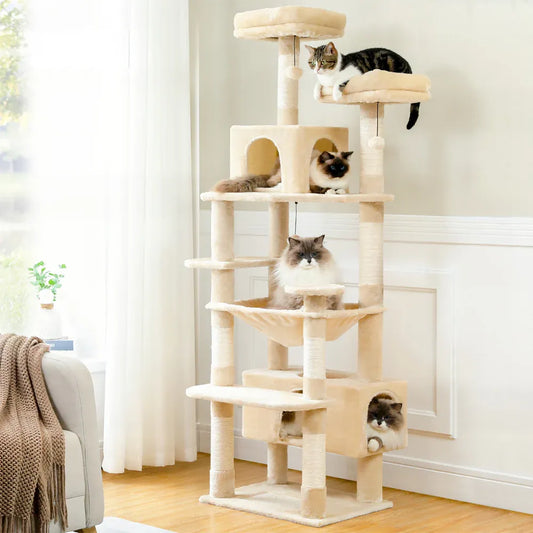 Arbre à chat XXL solide coloris beige dans un salon
